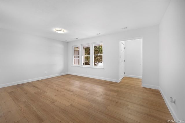 96 Artist Lake Drive, Middle Island, NY 11953