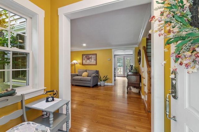 287 Northfield Rd, Lunenburg, MA 01462