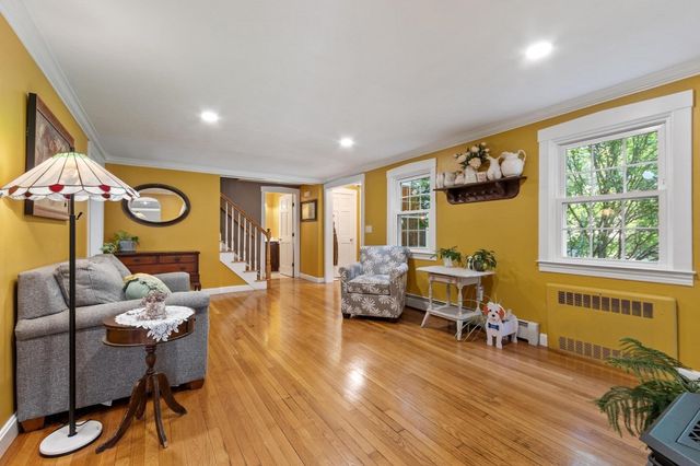 287 Northfield Rd, Lunenburg, MA 01462