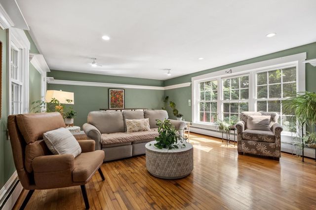 287 Northfield Rd, Lunenburg, MA 01462