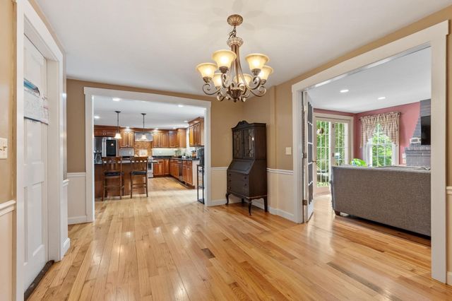 287 Northfield Rd, Lunenburg, MA 01462