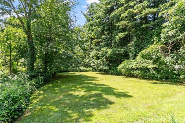287 Northfield Rd, Lunenburg, MA 01462