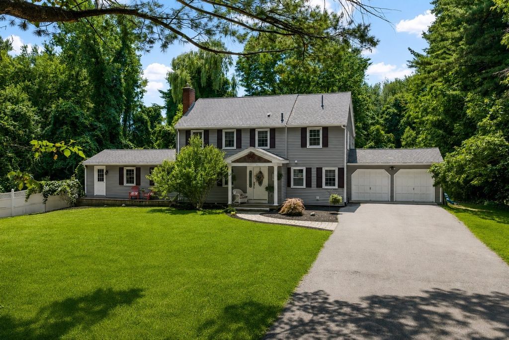 287 Northfield Rd, Lunenburg, MA 01462