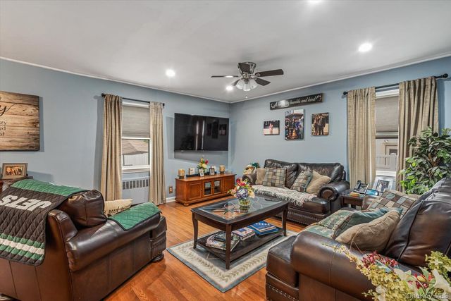 7942 264th Street, Glen Oaks, NY 11004