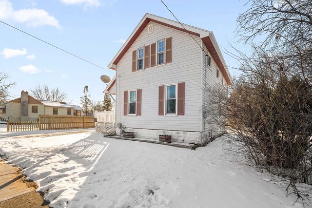 1747 GEORGIA STREET, Oshkosh, WI 54902