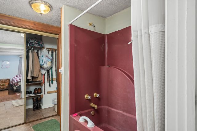 2095 Rickman Rd, Livingston, TN 38570