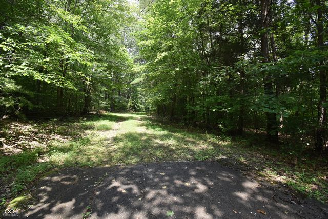 2013 S Austin Court, Martinsville, IN 46151