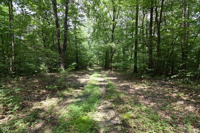 2013 S Austin Court, Martinsville, IN 46151