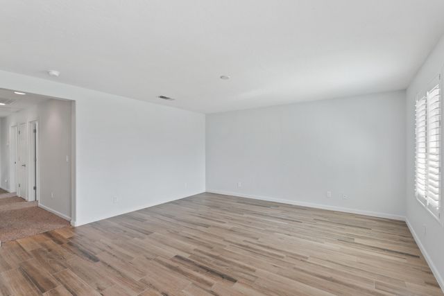 3024 W Elowin Avenue, Visalia, CA 93291