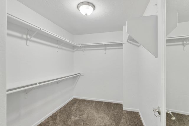 3024 W Elowin Avenue, Visalia, CA 93291