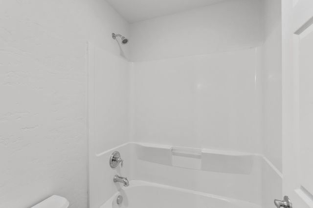 3024 W Elowin Avenue, Visalia, CA 93291
