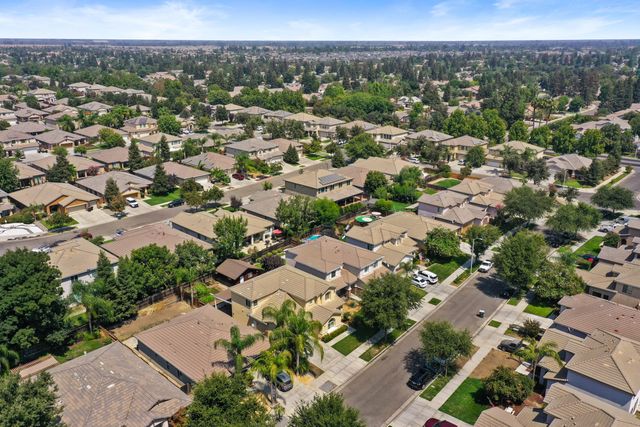3024 W Elowin Avenue, Visalia, CA 93291