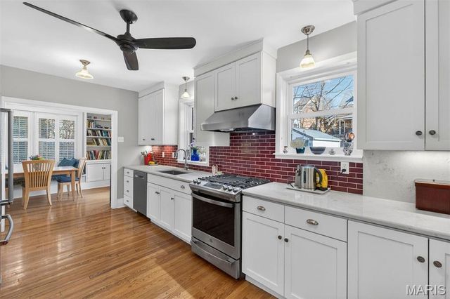 440 Carswold Drive, Clayton, MO 63105