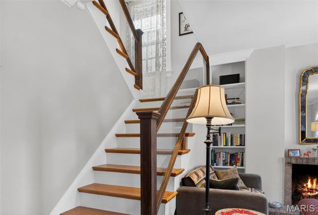 440 Carswold Drive, Clayton, MO 63105