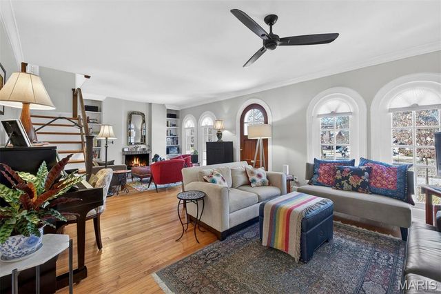 440 Carswold Drive, Clayton, MO 63105