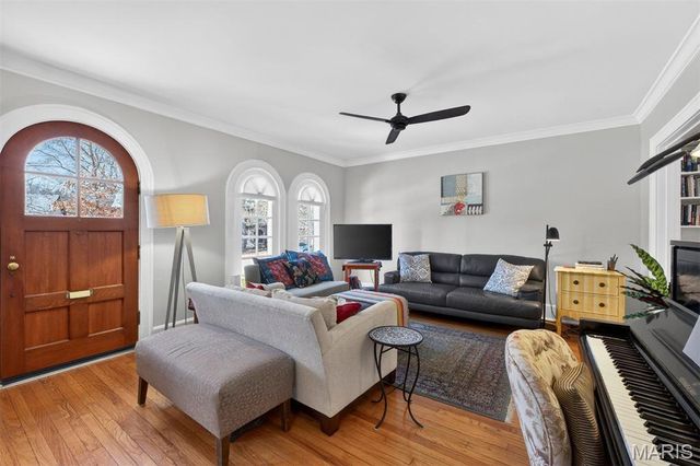 440 Carswold Drive, Clayton, MO 63105