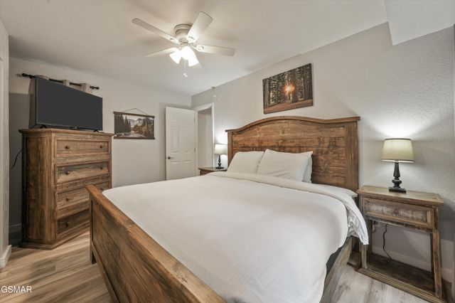 516 Proffitt Rd Unit 1, Gatlinburg, TN 37738