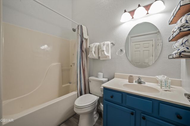 516 Proffitt Rd Unit 1, Gatlinburg, TN 37738