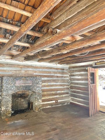 185 King St, Wallace, ID 83873