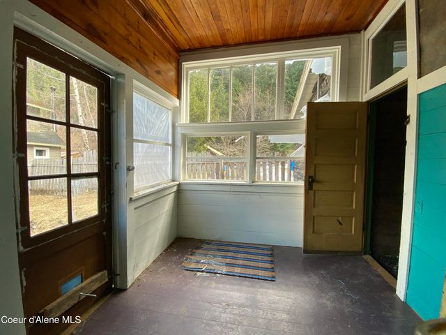 185 King St, Wallace, ID 83873
