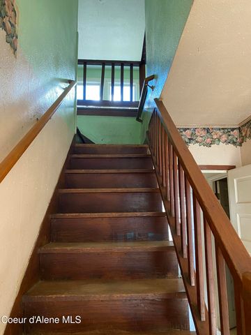 185 King St, Wallace, ID 83873
