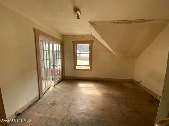 185 King St, Wallace, ID 83873