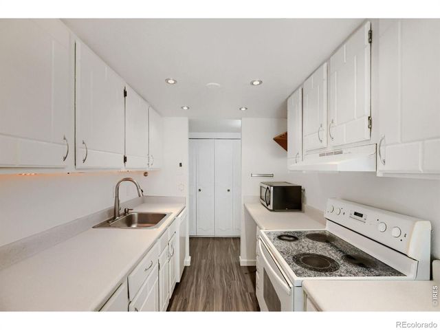 805 29th Street 301, Boulder, CO 80303