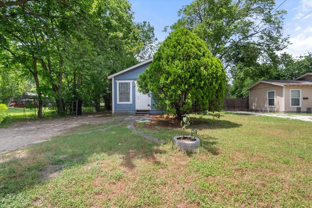 2118 W 12th Avenue, Corsicana, TX 75110