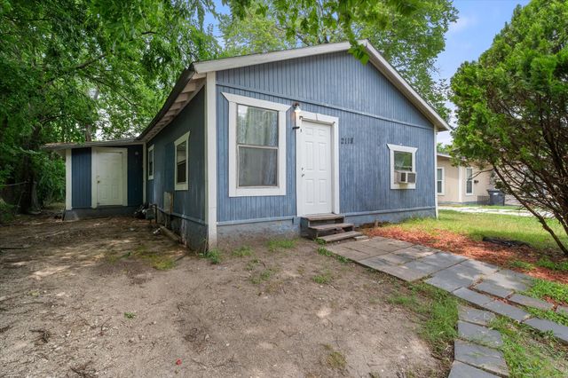2118 W 12th Avenue, Corsicana, TX 75110