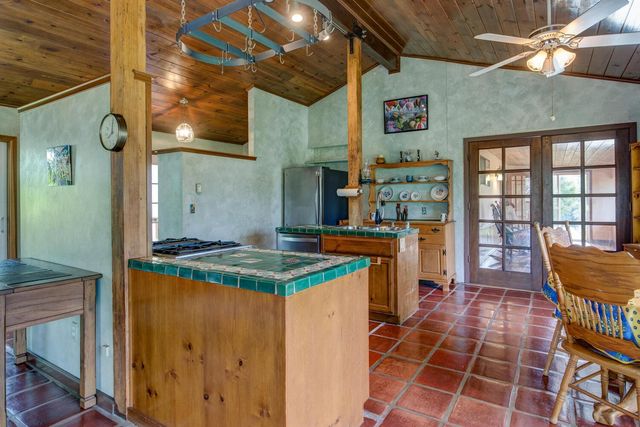 5196 Stagecoach Hill, Mountain Ranch, CA 95246