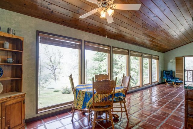 5196 Stagecoach Hill, Mountain Ranch, CA 95246