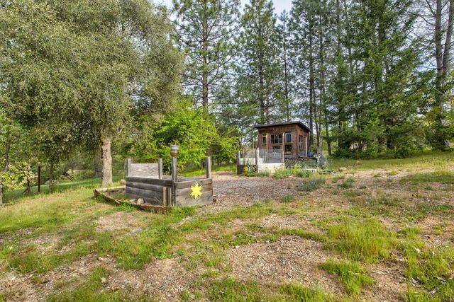 5196 Stagecoach Hill, Mountain Ranch, CA 95246