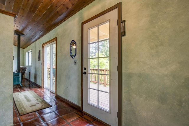 5196 Stagecoach Hill, Mountain Ranch, CA 95246