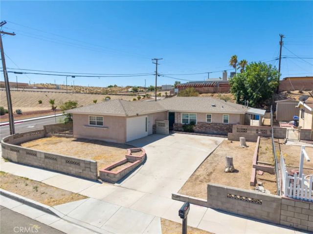 660 E Mountain View Street, Barstow, CA 92311