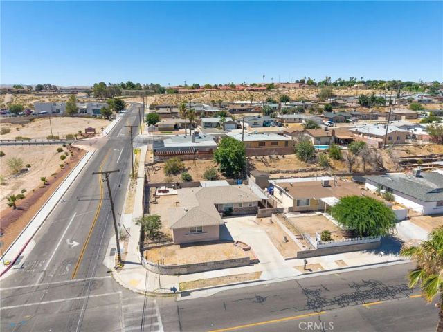 660 E Mountain View Street, Barstow, CA 92311