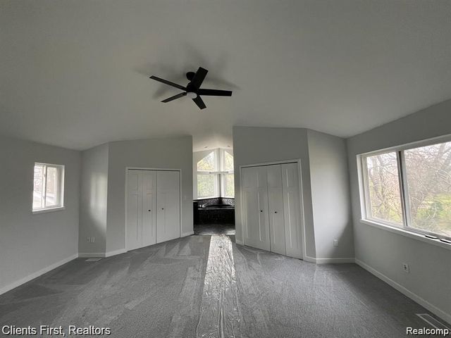 4199 Motorway Dr Drive, Waterford, MI 48328