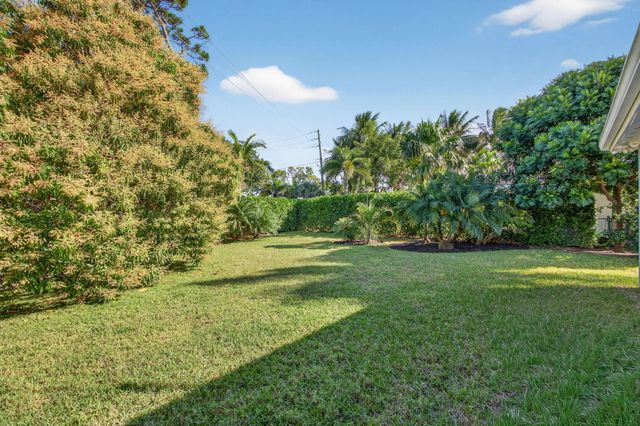 425 SW 10th Street, Pompano Beach, FL 33060