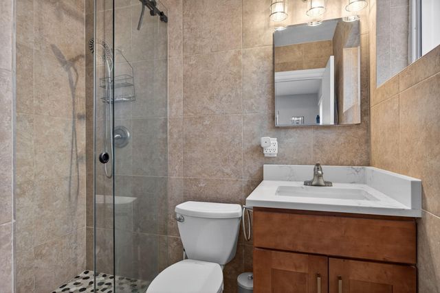 425 SW 10th Street, Pompano Beach, FL 33060