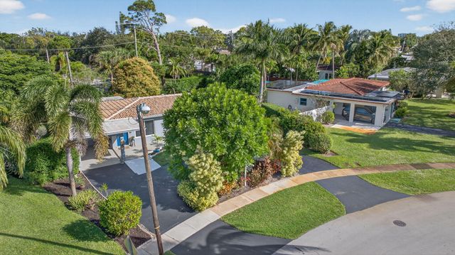 425 SW 10th Street, Pompano Beach, FL 33060