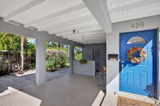 425 SW 10th Street, Pompano Beach, FL 33060