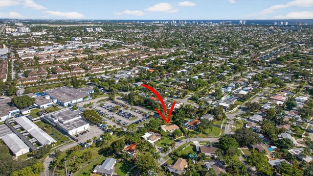 425 SW 10th Street, Pompano Beach, FL 33060