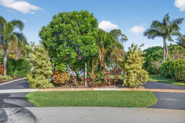 425 SW 10th Street, Pompano Beach, FL 33060