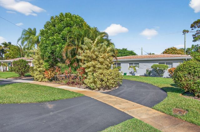 425 SW 10th Street, Pompano Beach, FL 33060