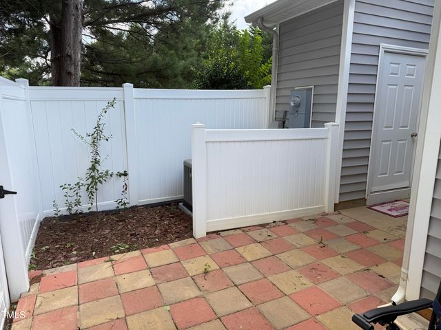 2547 Asher View Court, Raleigh, NC 27606