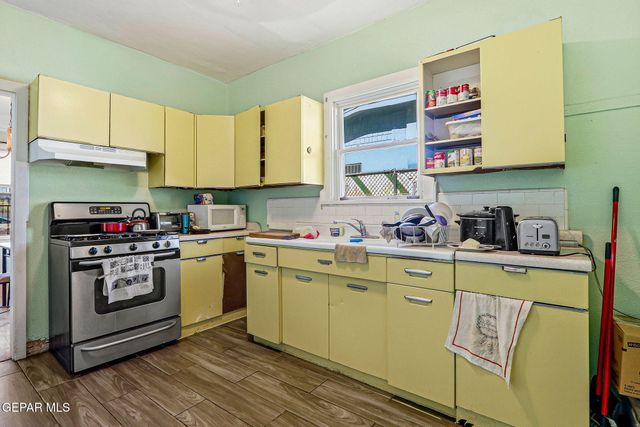 3425 MEMPHIS Avenue, El Paso, TX 79930