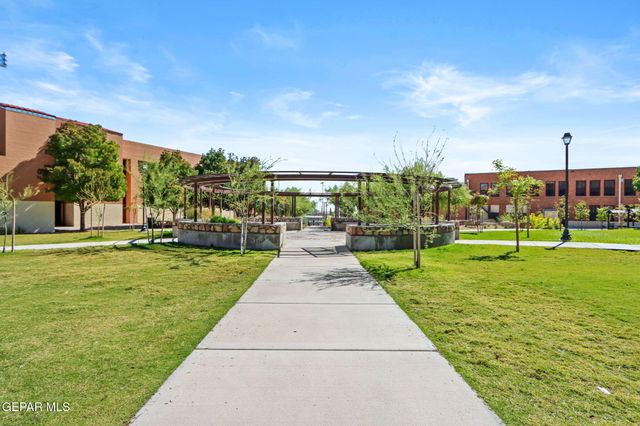 3425 MEMPHIS Avenue, El Paso, TX 79930
