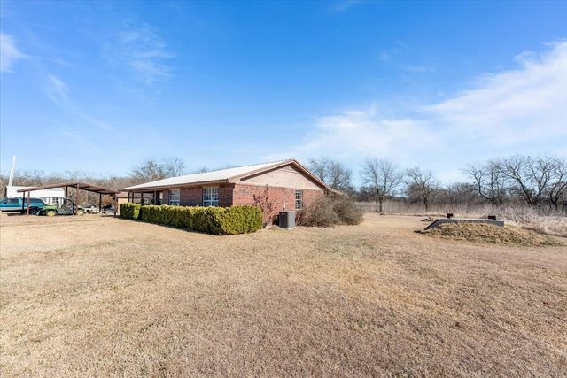 9964 State Hwy 171, Covington, TX 76636