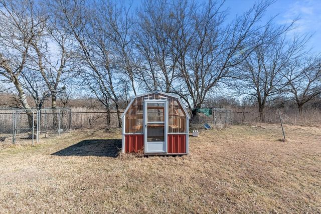 9964 State Hwy 171, Covington, TX 76636