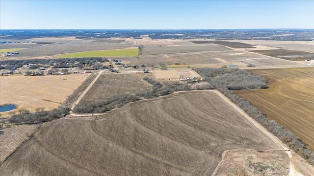 9964 State Hwy 171, Covington, TX 76636