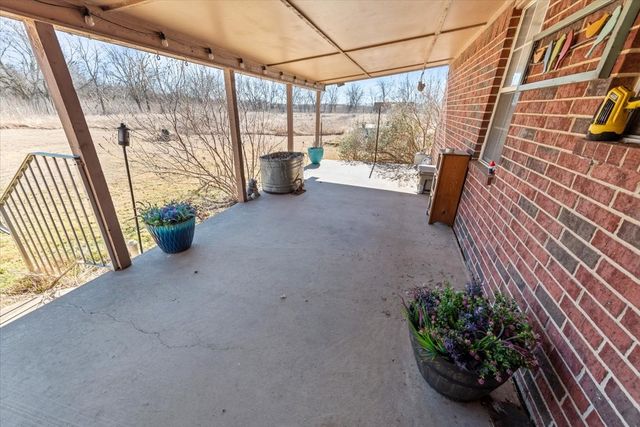 9964 State Hwy 171, Covington, TX 76636